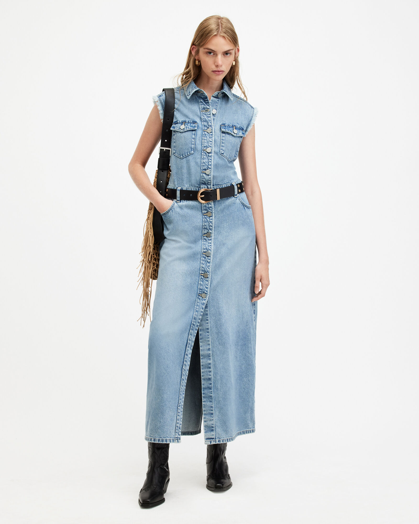 The Biggest Spring/Summer 2023 Denim Trends To Familiarise Yourself With |  British Vogue