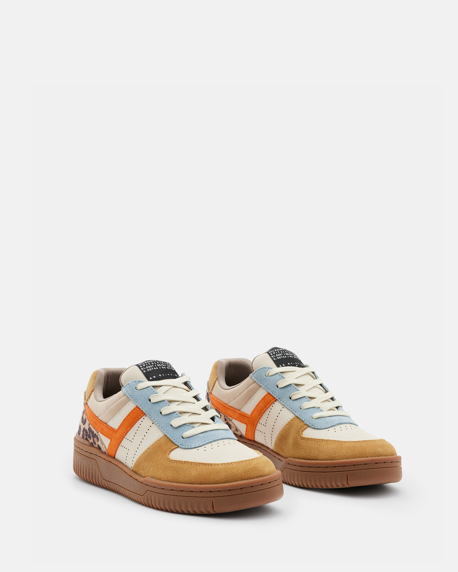 Vix Low Top Round Toe Leather Sneakers