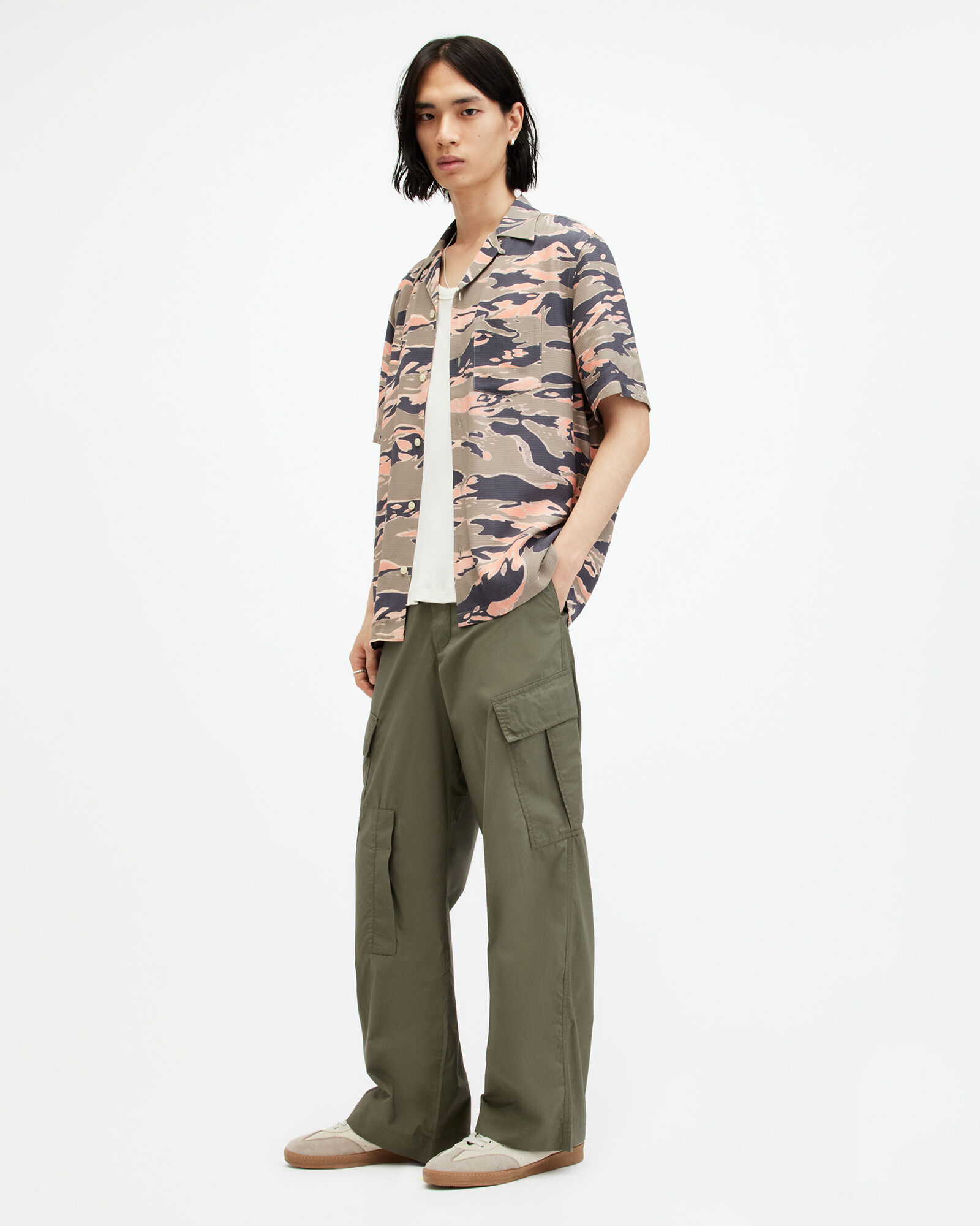 Verge Wide Leg Relaxed Fit Cargo Pants
