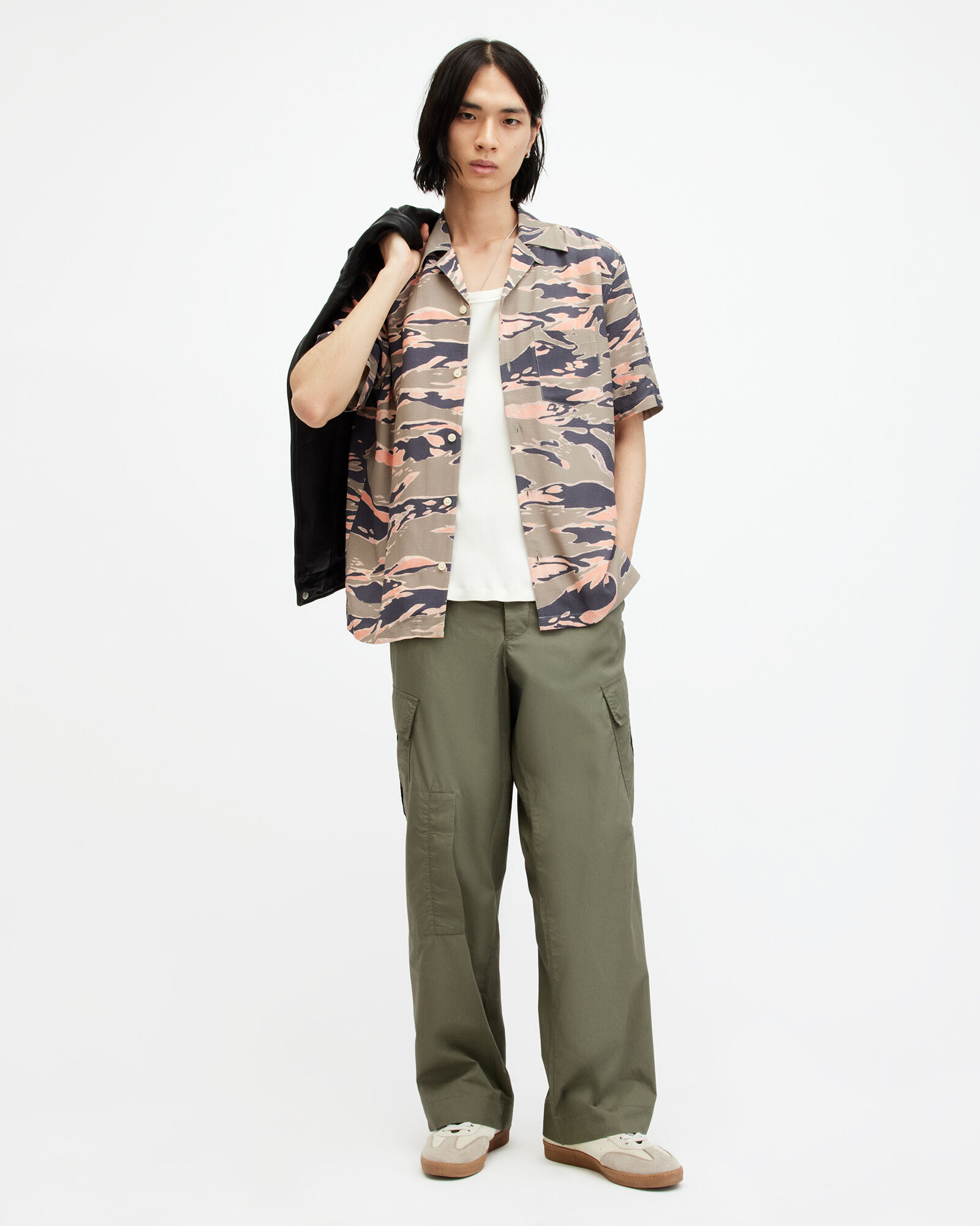 Verge Wide Leg Relaxed Fit Cargo Pants